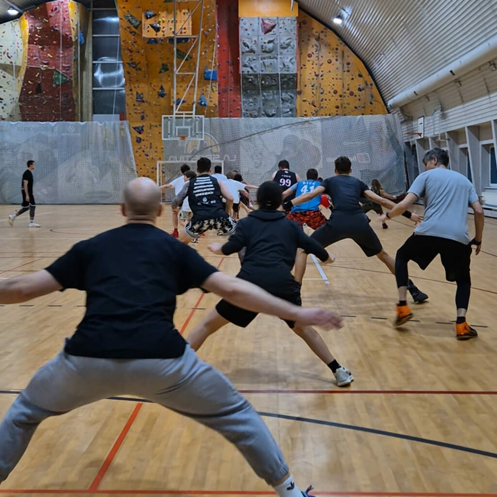 koszykarski camp świąteczny 2024 - GRINDHOUSE